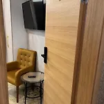 公寓 North Nest Luxury - Quiet Garden - Family Friendly - Free Parking 格但斯克