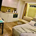 公寓 North Nest Luxury - Quiet Garden - Family Friendly - Free Parking