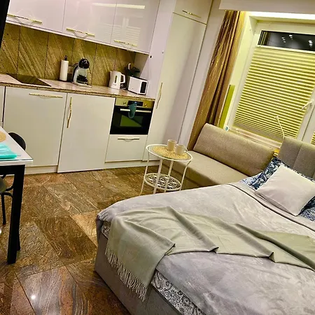 Apartament North Nest Luxury - Quiet Garden - Family Friendly - Free Parking *
