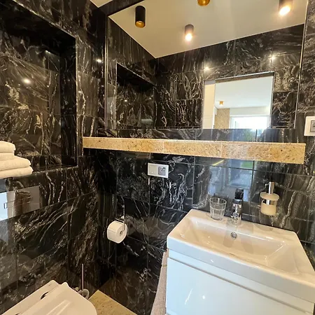 North Nest Luxury