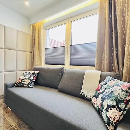 North Nest Apartments Quiet Garden Free Parking *