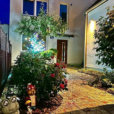 North Nest Quiet Garden Free Parking *