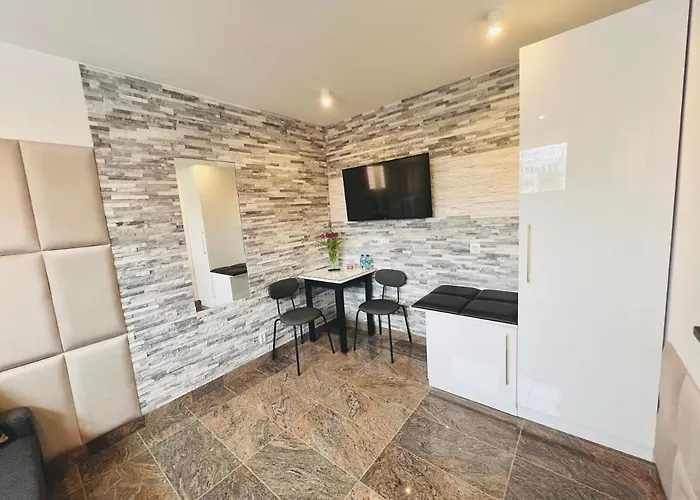 Apartment North Nest Luxury - Quiet Garden - Family Friendly - Free Parking Danzig