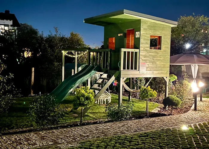 North Nest Luxury - Quiet Garden - Family Friendly - Free Parking * Danzig