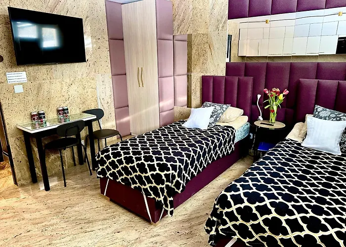 Apartment North Nest Luxury - Quiet Garden - Family Friendly - Free Parking