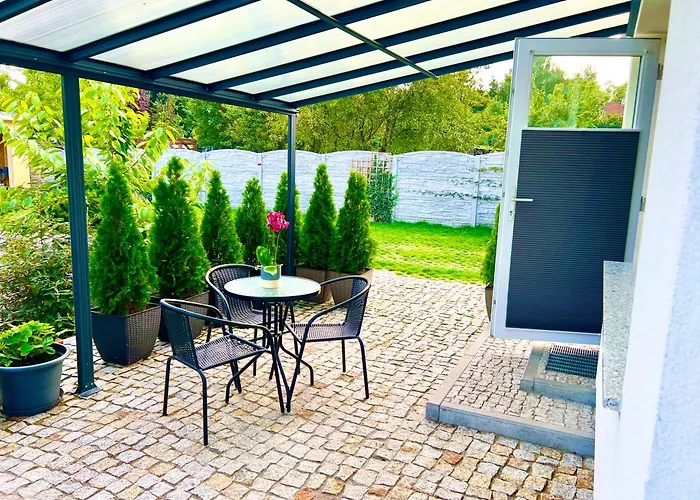 Apartment North Nest Luxury - Quiet Garden - Family Friendly - Free Parking