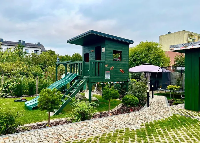 Apartament North Nest Luxury - Quiet Garden - Family Friendly - Free Parking